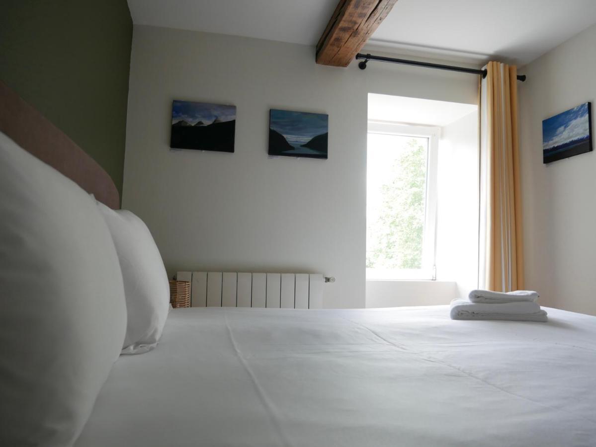 Auberge Trabenia Ascain Exteriör bild