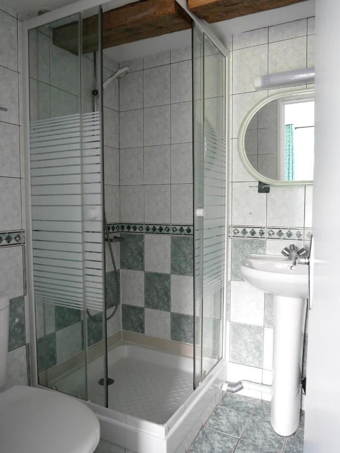 Auberge Trabenia Ascain Exteriör bild